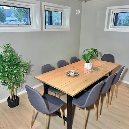 Kaldfjord Aurora Aparments New * Тромсё